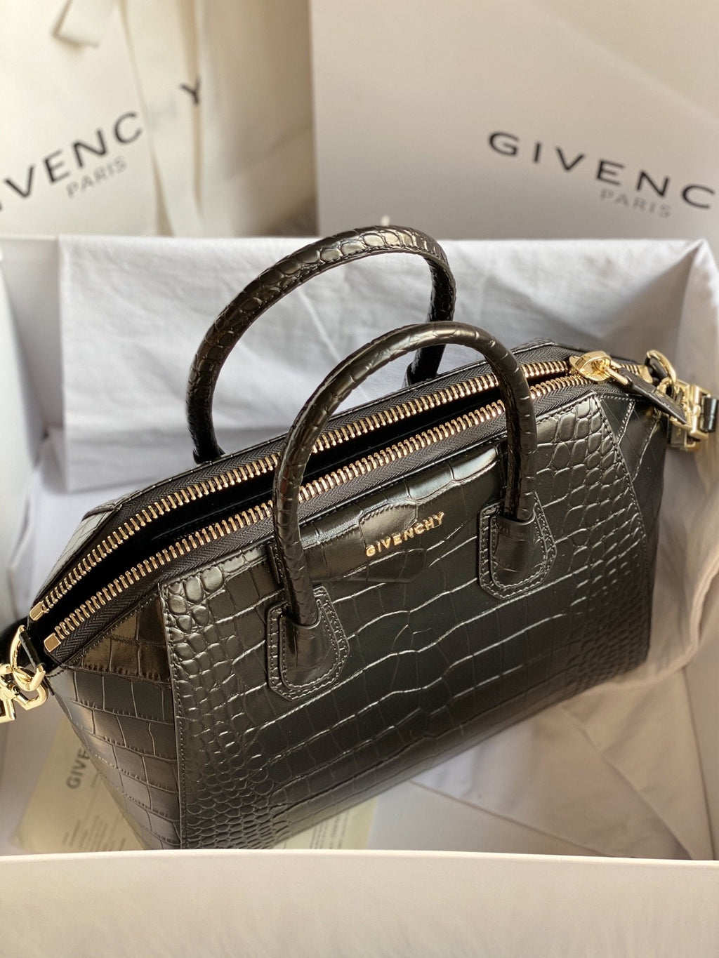 gv Antigona Bag Black For Women, Handbags, Shoulder Bags 11in/28cm GVC