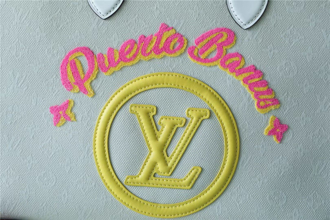 Louis Vuitton Onthego MM Monogram Giant And Raffia White/ Yellow For Women,  Shoulder And Crossbody Bags 35cm/13.8in Louis Vuitton 