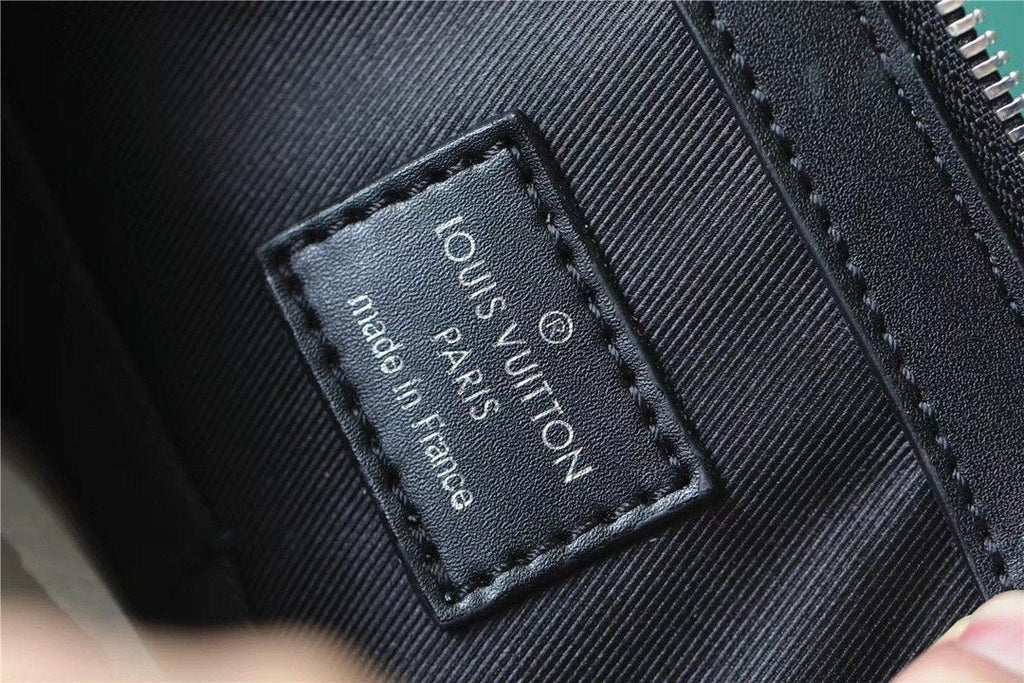 Louis Vuitton Sac Plat Cross Damier Graphite Canvas For Men, Bags, Shoulder And Crossbody Bags 11.2in/28.5cm Louis Vuitton N45276