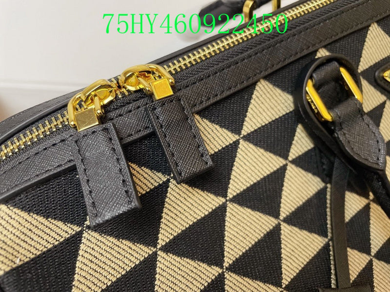 Prada Bags - The Luxera Bags  944