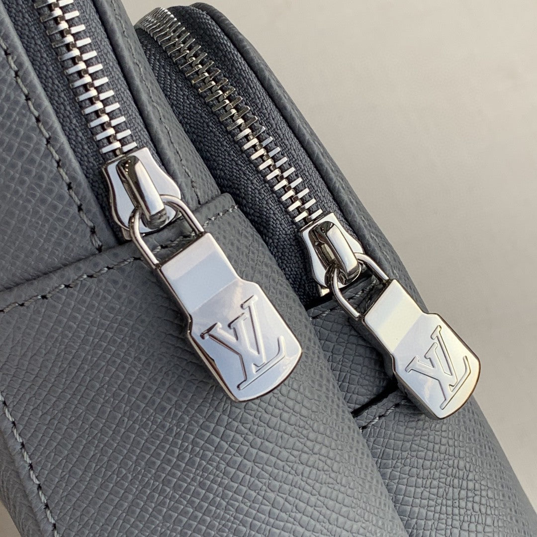 Louis Vuitton Avenue Sling Bag Taiga Grey For Men, Bags, Crossbody Bags 12.2in/31cm Louis Vuitton M30801