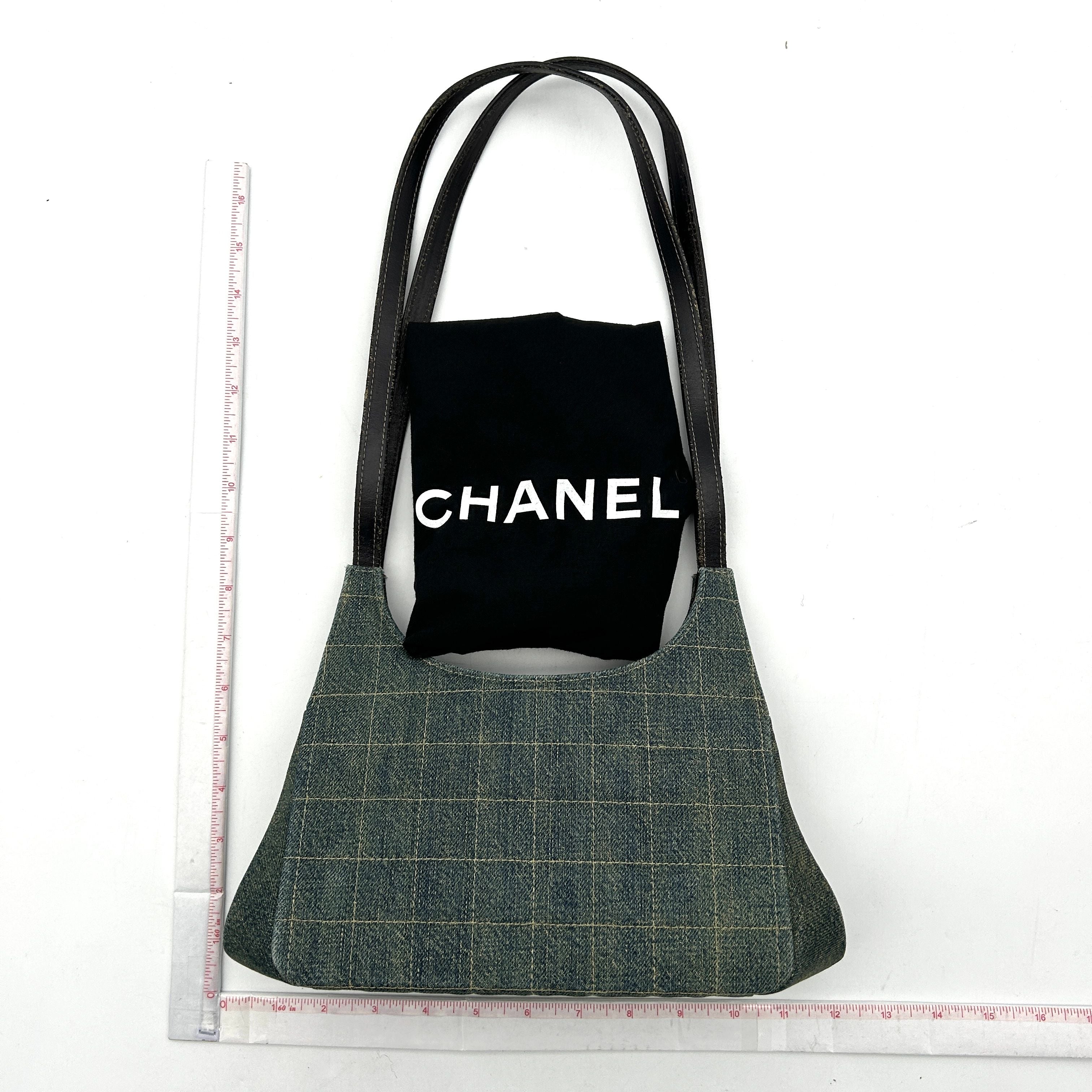 Chanel Denim Leather Shoulder Bag Green Medium LA18337