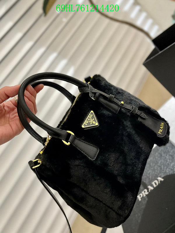 Prada Bags - The Luxera Bags  686