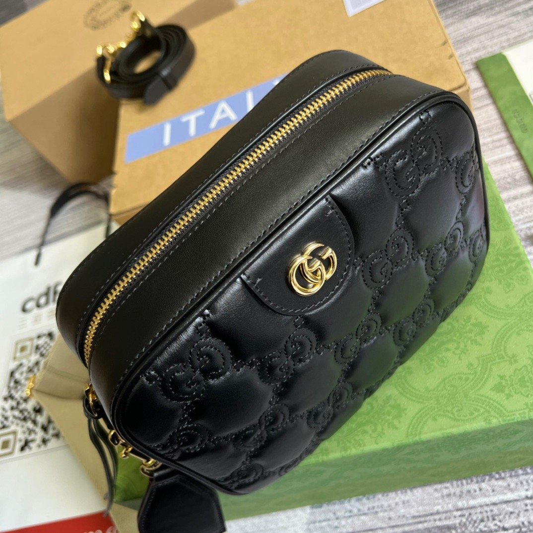 Gucci Matelasse Shoulder Bag Black For Women, Women’s Bags 8.5in/22cm Gucci 702234 UM8HG 1046