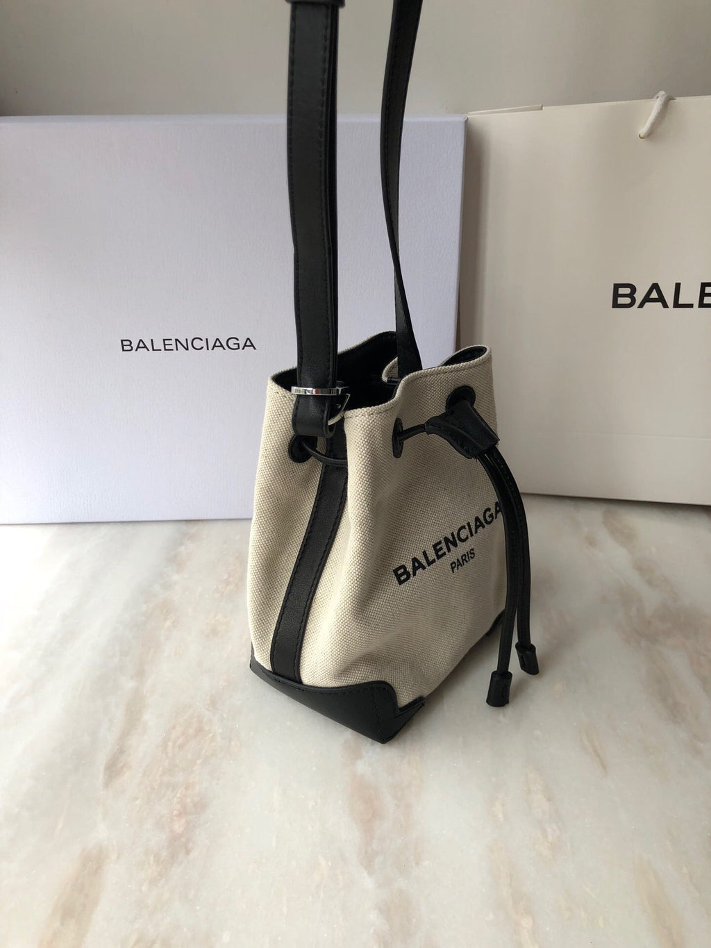 Navy Cabas Linen Crossbody Bag In White, For Women,  Bags 9.8in/25cm