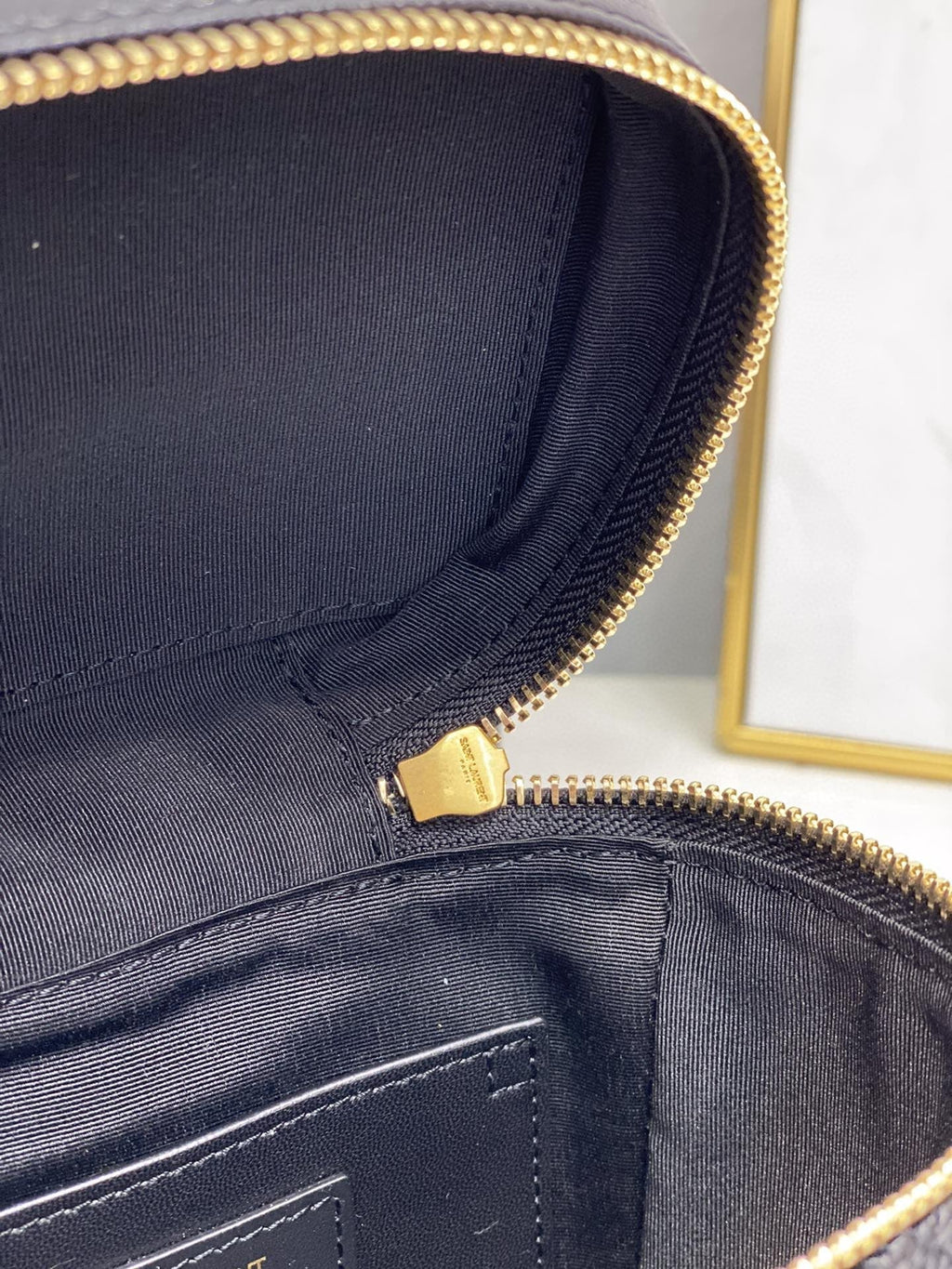YSSL 80’s Vanity Bag In CarrÃ©-Quilted Grain De Poudre Black For Women 6in/16.5cm YSL 649779DME271000