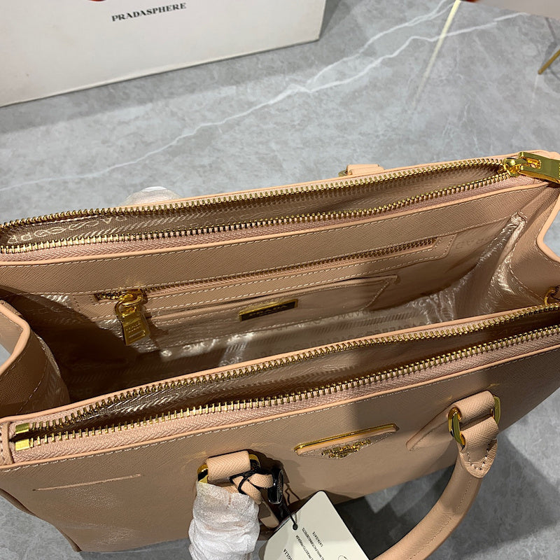 Barnes-Bags - Prada Bags - 933