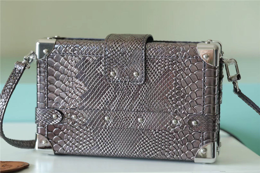 Louis Vuitton Petite Malle High Shiny Alligator By Nicolas Ghesquiere SiLouis Vuittoner For Women,  Shoulder And Crossbody Bags 7.9in/20cm Louis Vuitton 