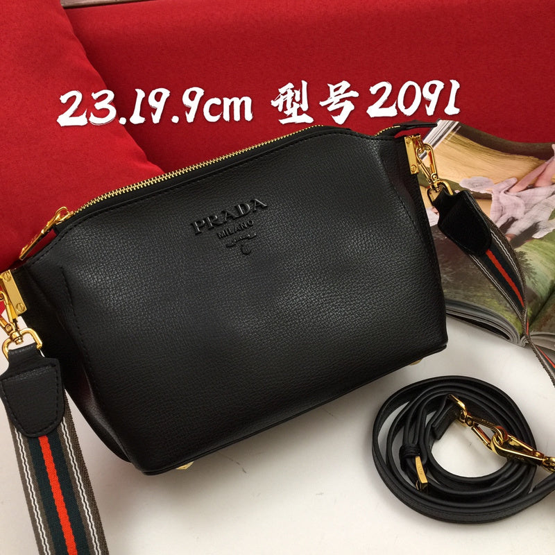 Barnes-Bags - Prada Bags - 964