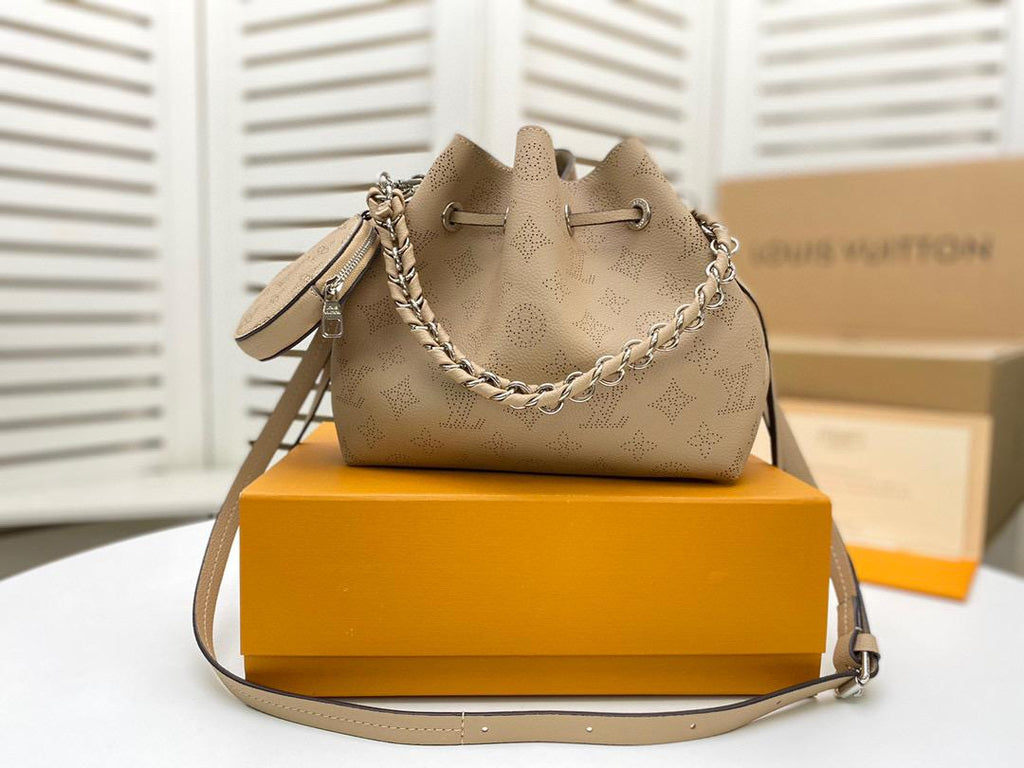 Louis Vuitton Bella Bucket Bag Mahina Galet Grey For Women, WomenÃƒÂ¢Ã¢â€šÂ¬Ã¢â€žÂ¢s Handbags, Shoulder And Crossbody Bags 7.5in/22cm Louis Vuitton M57201