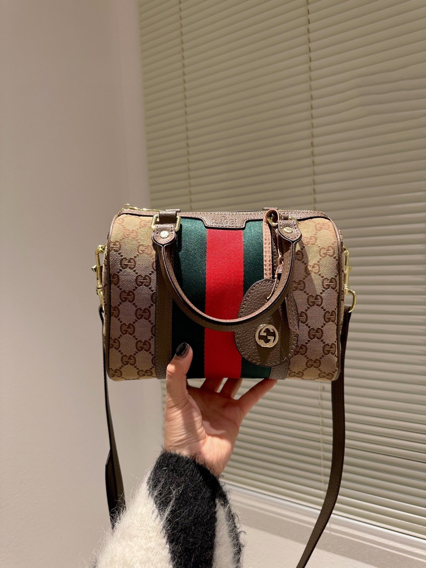 LB - New 1:1 rep  Bags Gucci 523
