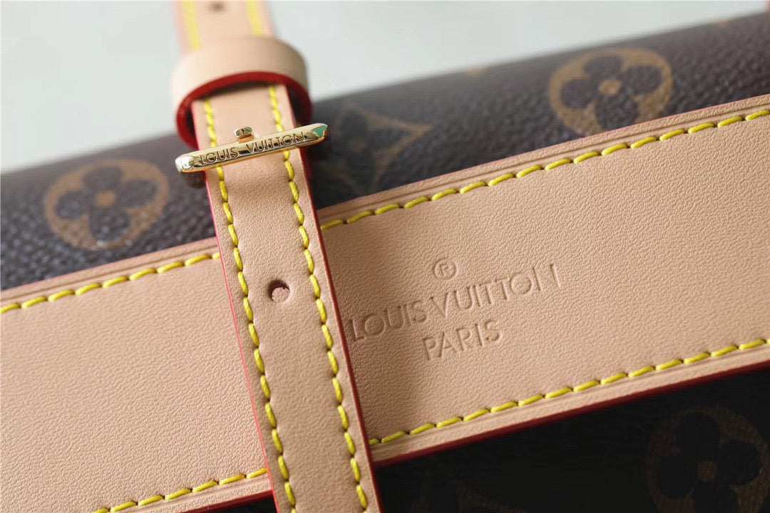 Louis Vuitton Side Trunk PMÃƒâ€šÃ‚Â Monogram Canvas For Women, WomenÃƒÂ¢Ã¢â€šÂ¬Ã¢â€žÂ¢s Bags, Shoulder And Crossbody Bags 8.3in/21cm Louis VuittonÃƒâ€šÃ‚Â 