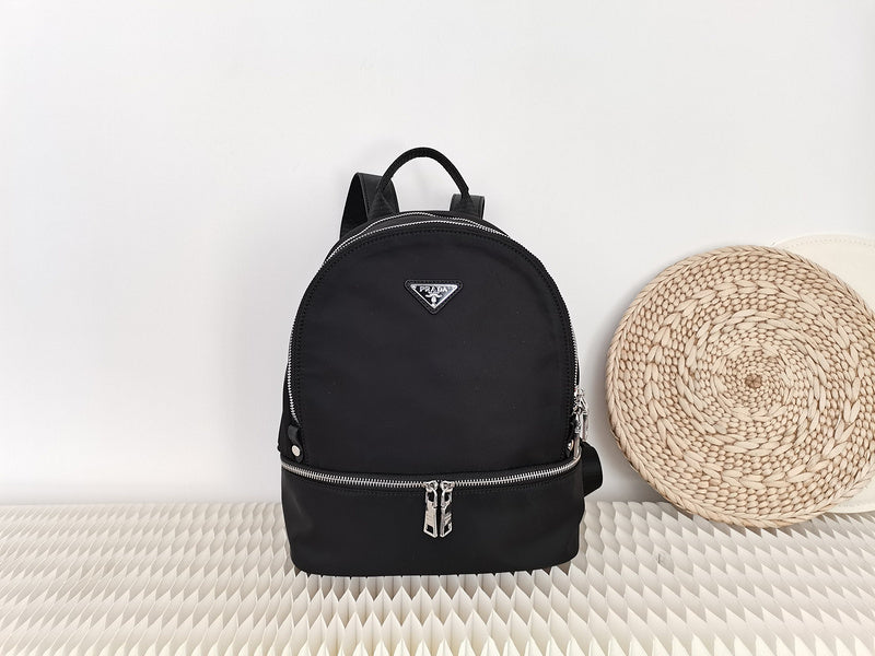 Barnes-Bags - Prada Bags - 844