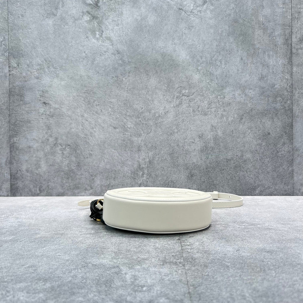 Crossbody Oval Purse Cuir Triomphe White For Women 6in/16cm