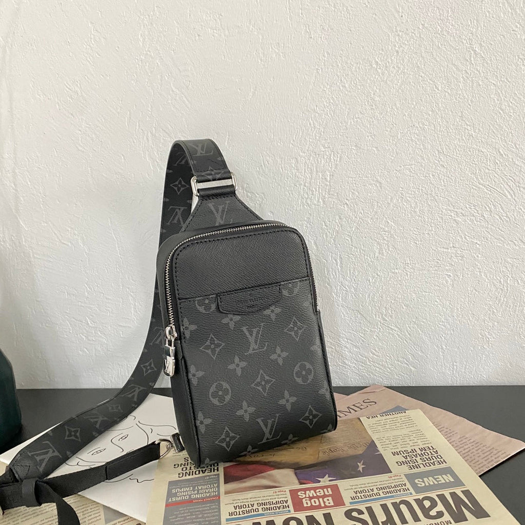 Louis Vuitton Outdoor Slingbag Taigarama Noir Black For Men, Bags, Crossbody Bags 8.3in/21cm Louis Vuitton M30741