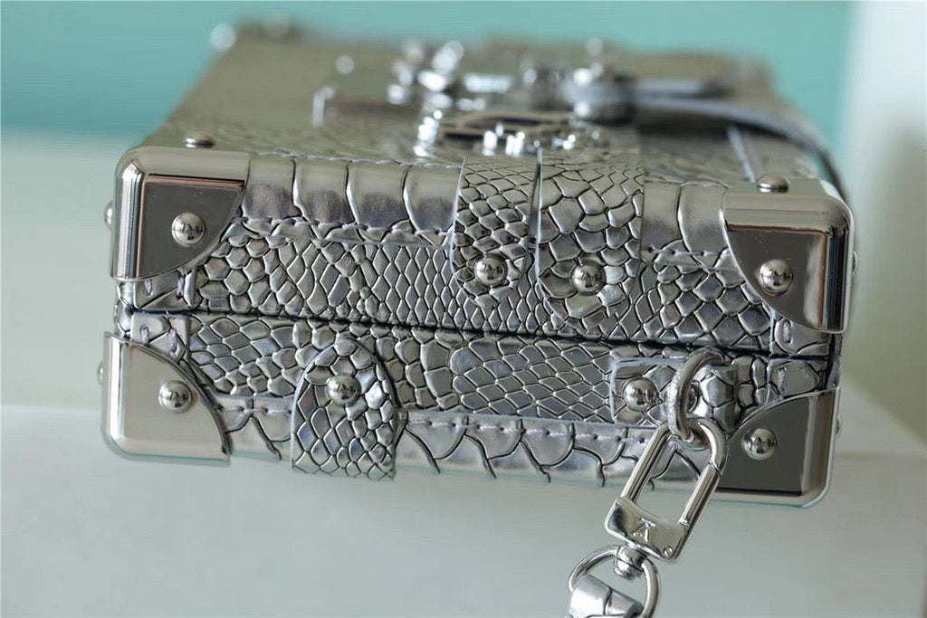 Louis Vuitton Petite Malle High Shiny Alligator SiLouis Vuittoner For Women,  Shoulder And Crossbody Bags 7.9in/20cm Louis Vuitton 