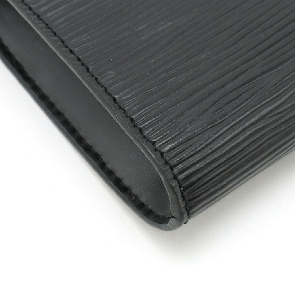 Louis Vuitton Pochette Accessoires  Leather Clutch Bag