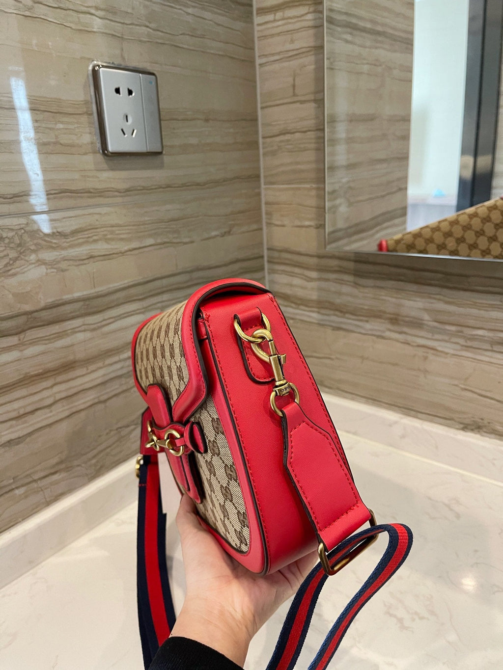 LB - New 1:1 rep  Bags Gucci 192