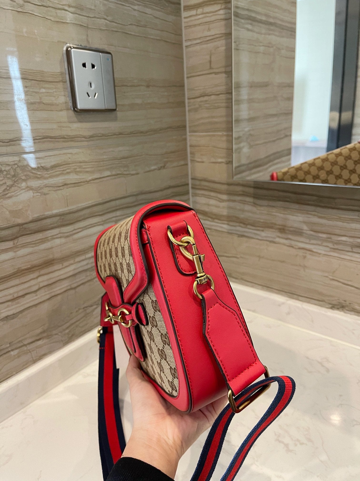 LB - New 1:1 rep  Bags Gucci 192
