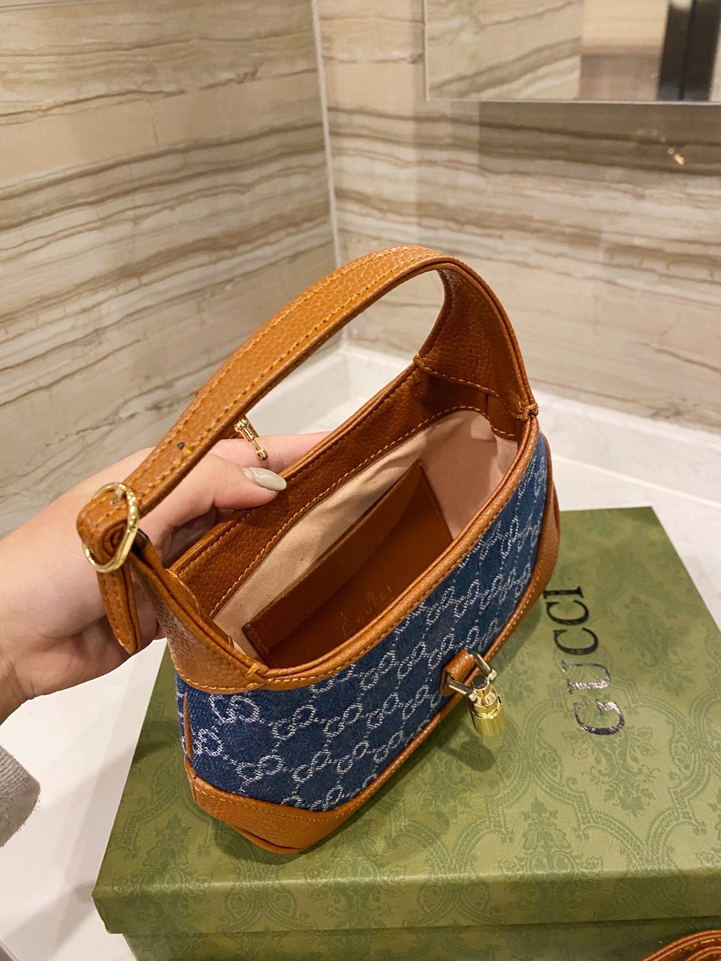 LB - New 1:1 rep  Bags Gucci 221