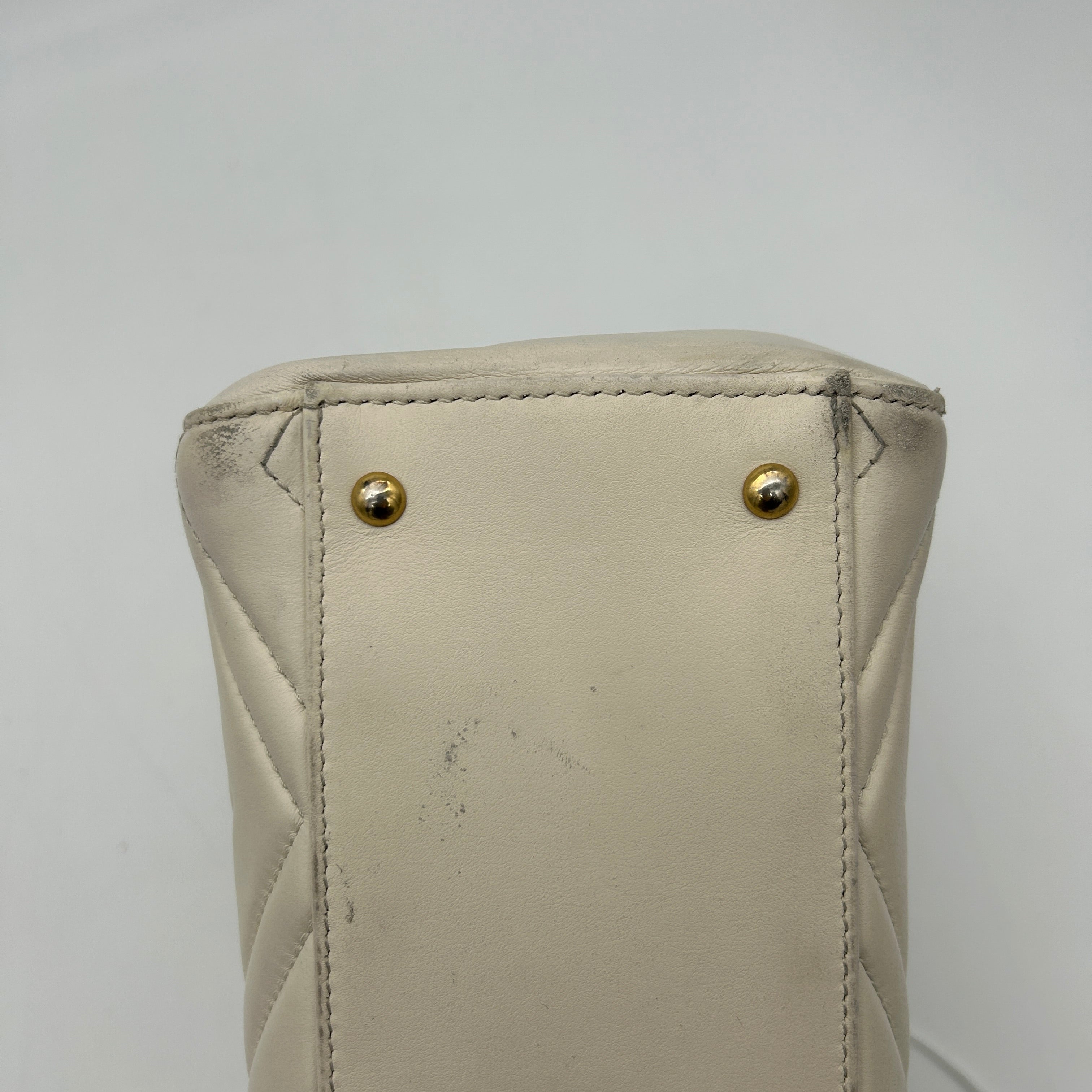 Gucci GG Marmont White Leather Shoulder Bag Medium