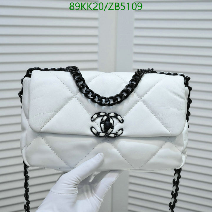 Chanel Bags Crossbody - 182