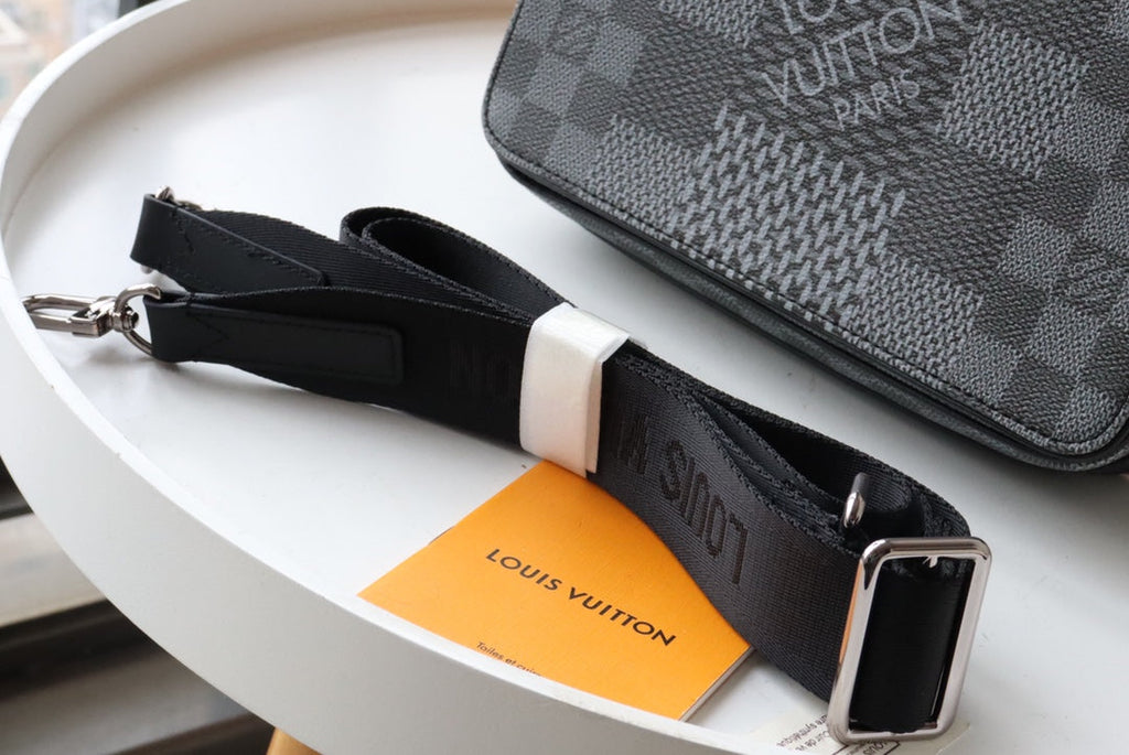 Louis Vuitton StuGLAMIo Messenger Damier Graphite Gray For Men, Bags, Shoulder And Crossbody Bags 9.3in/25.3cm Louis Vuitton N50013