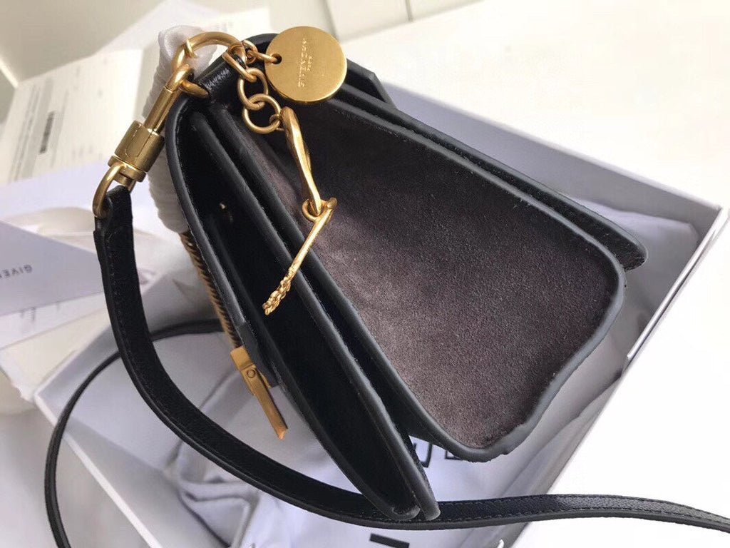 gv GV3 Bag Black For Women, Handbags, Shoulder Bags 11.4in/29cm GVC