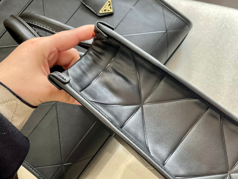 Prada Bags - Luxera Bags - 523