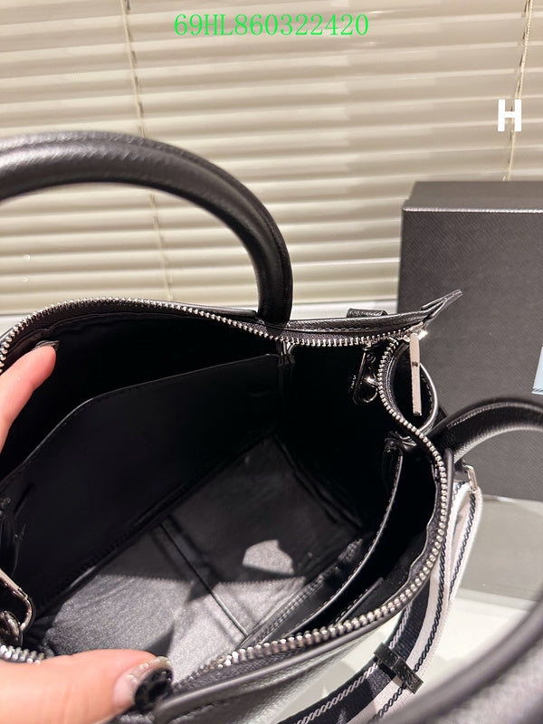 Prada Bags - The Luxera Bags  439