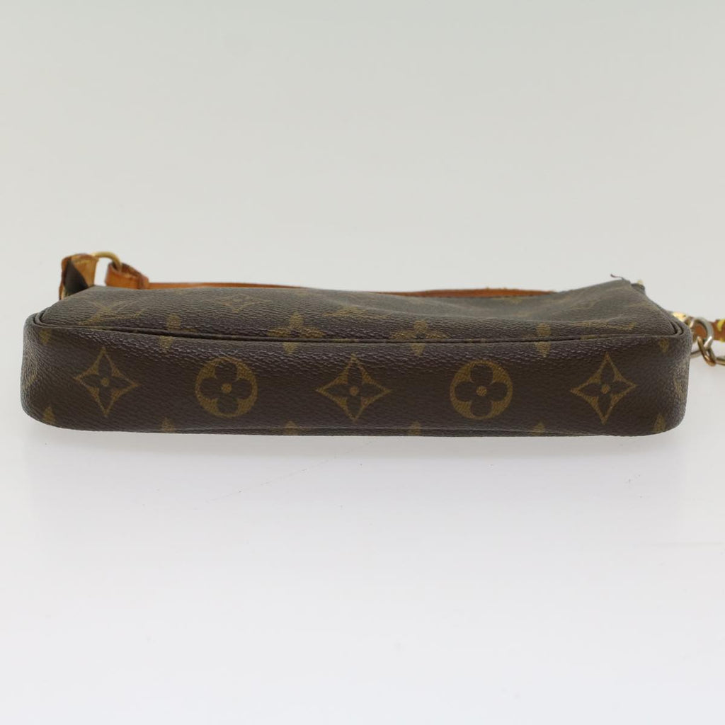 Louis Vuitton Pochette Accessoires  Canvas Clutch Bag