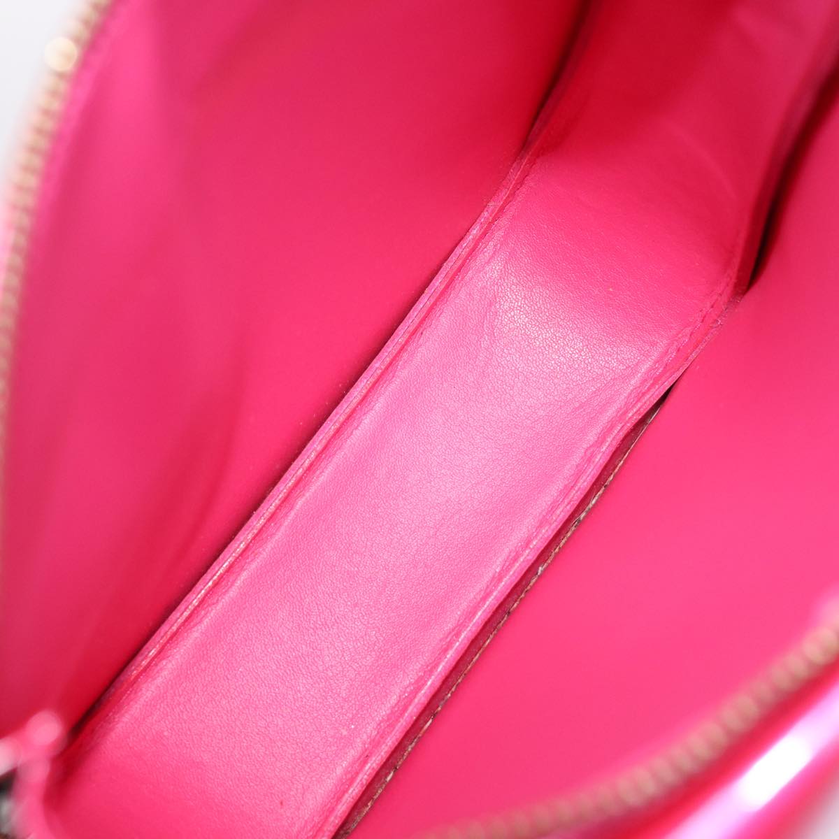 Louis Vuitton Mott   Leather Clutch Bag