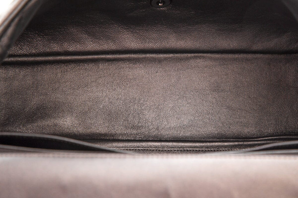 Chanel 2009-2010 Maxi Classic Flap Gunmetal Quilted Lambskin Handbag W SiLouis Vuittoner HW