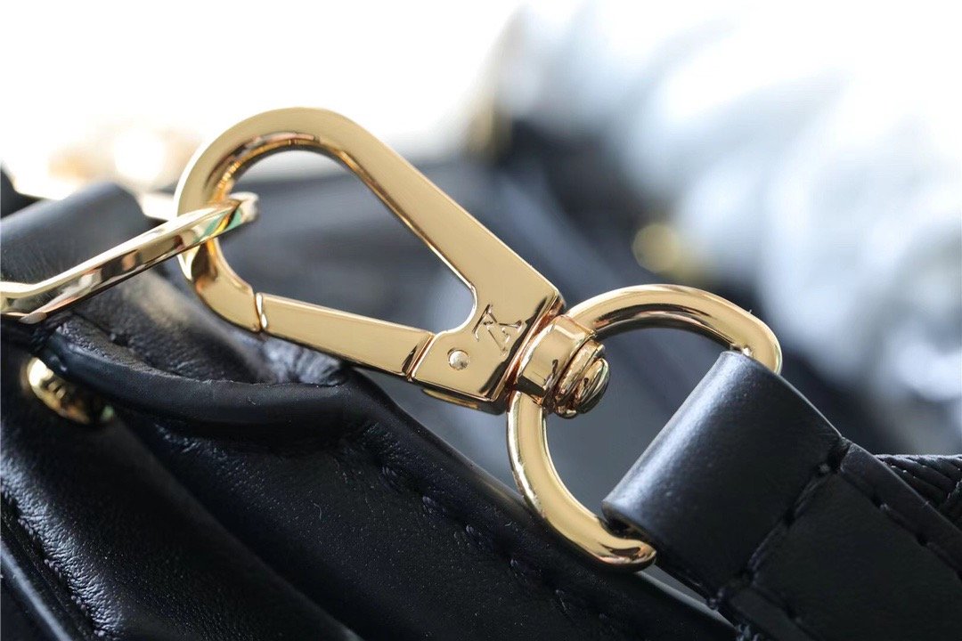 Louis Vuitton Alma Bag Handbags,  Shoulder and Cross Body Bags For Women In Black 9.6in/25cm Louis Vuitton M59793