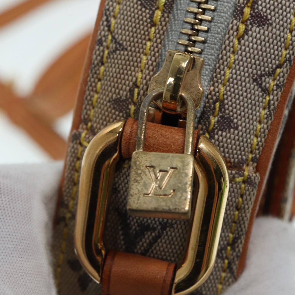 LOUIS VUITTON Monogram Mini Juliet MM Shoulder Bag Blue M92004 LV Auth ep5320