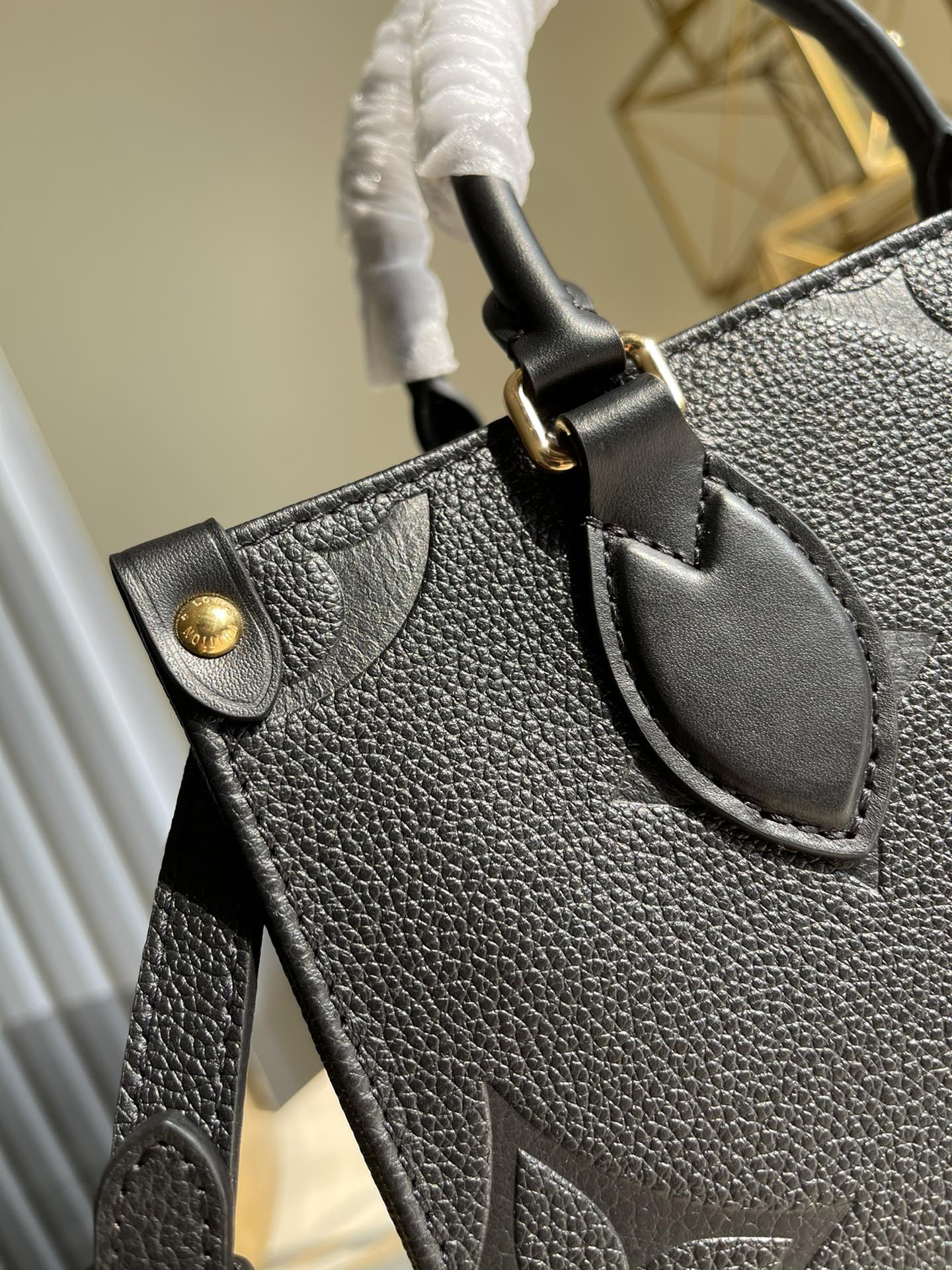 Louis Vuitton OnTheGo PM Tote Bag Monogram Empreinte Black For Women, WomenÃƒÂ¢Ã¢â€šÂ¬Ã¢â€žÂ¢s Handbags, Shoulder And Crossbody Bags 9.8in/25cm Louis Vuitton M45653