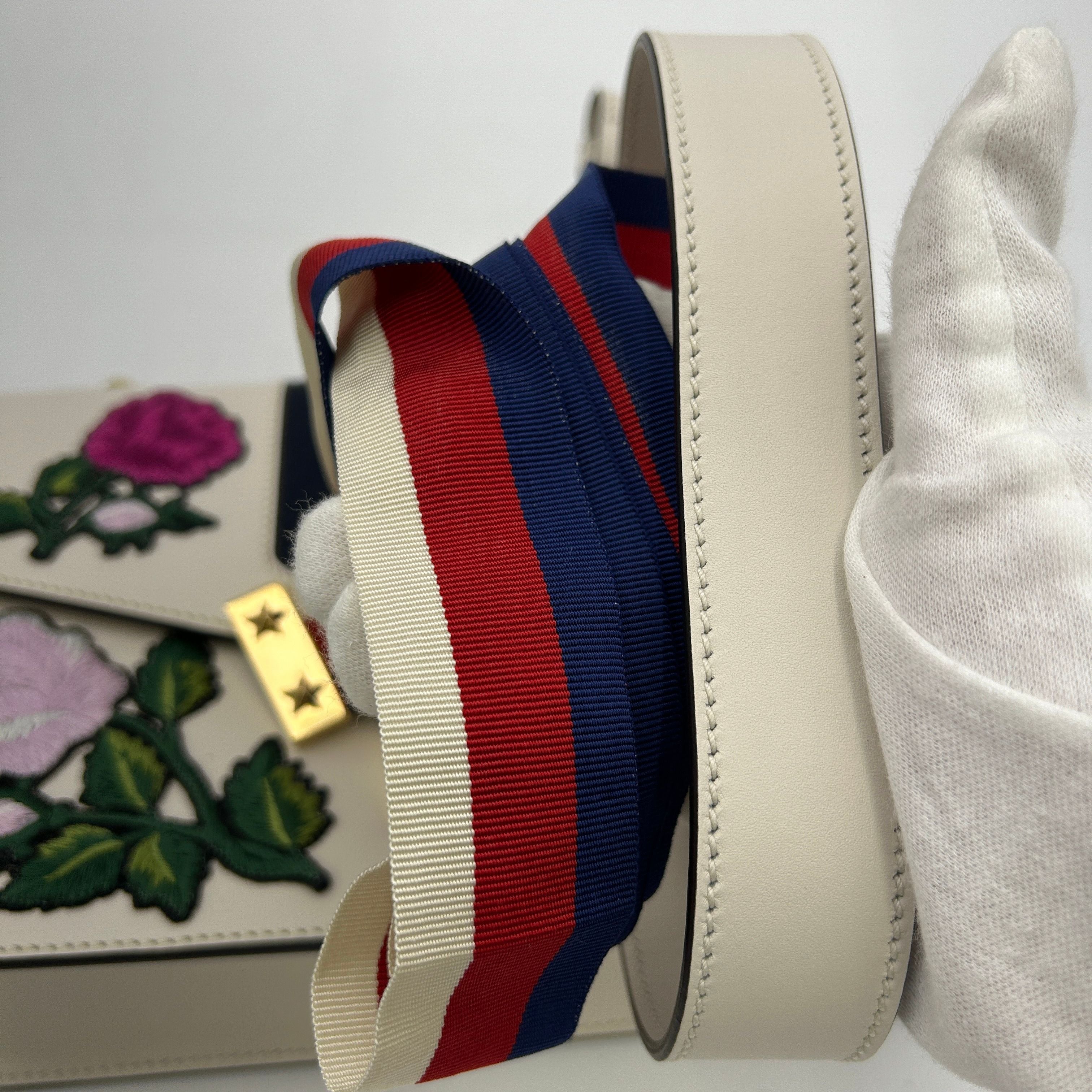 GUCCI SyLouis Vuittonie Shoulder Bag White Pink Multi Leather Floral Embroidery ITNS71BDBE3Q