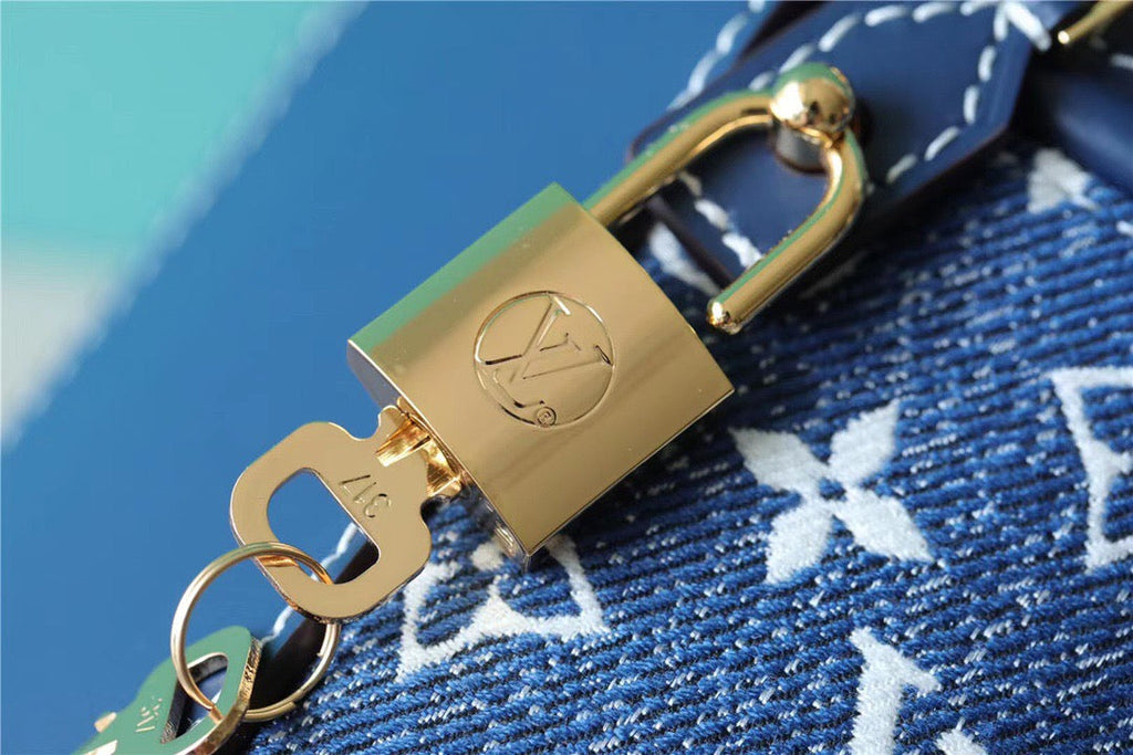 Louis Vuitton Cannes Monogram Denim By Nicolas Ghesquiere For Women, WomenÃƒÂ¢Ã¢â€šÂ¬Ã¢â€žÂ¢s Bags, Shoulder And Crossbody Bags 6.7in/17cm Louis Vuitton