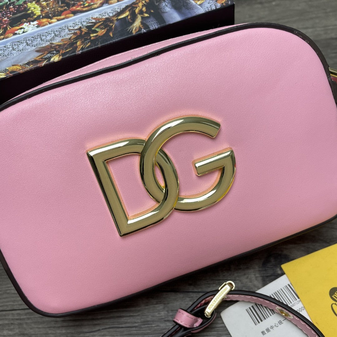DG Crossbody 3.5 Bag Pink For Women 7.5in/19cm DG Burberry7095AW57680469