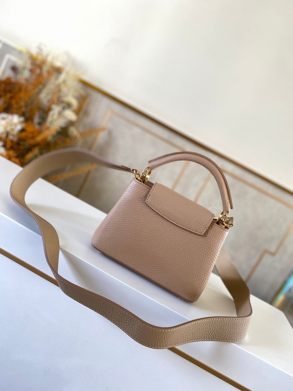 Louis Vuitton Capucines Mini Taurillon Steeple Grey For Women, WoHandbag, Shoulder And Crossbody Bags 8.3in/21cm Louis Vuitton