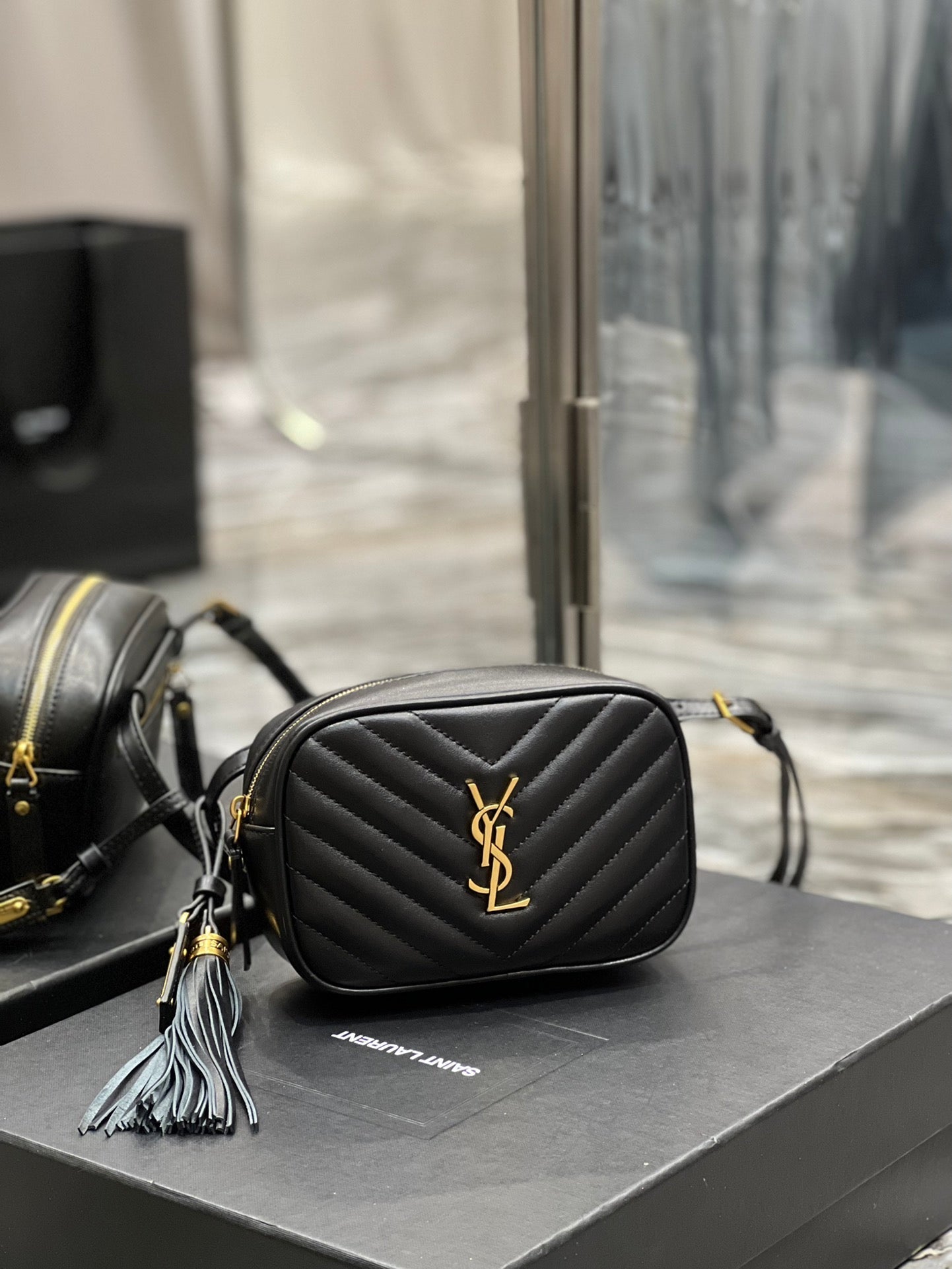 YSSL Lou Belt Bag Black In MatelassÃ© Gold Toned Hardware For Women 6.1in/15cm YSL 614031DV7071000