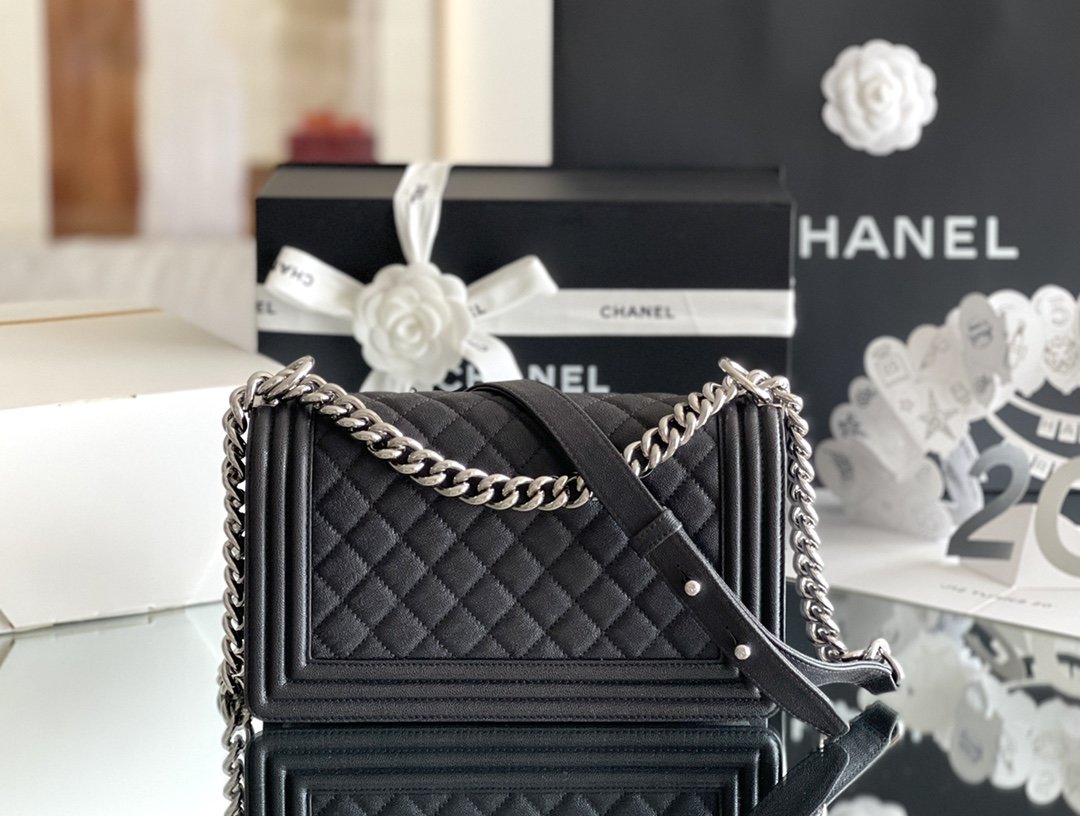 ChanelMeGLAMIum Classic GlamIap Bag 25cm Black For Women A67086