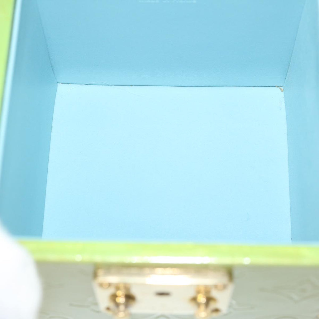 Louis Vuitton Bleecker   Leather Clutch Bag
