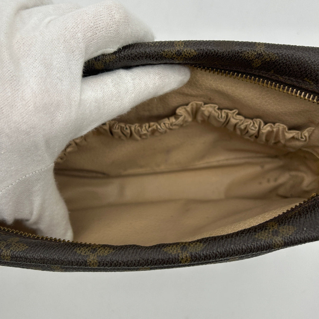 Louis Vuitton Trousse De Toilette Brown Canvas Clutch Bag Louis Vuitton9922sd
