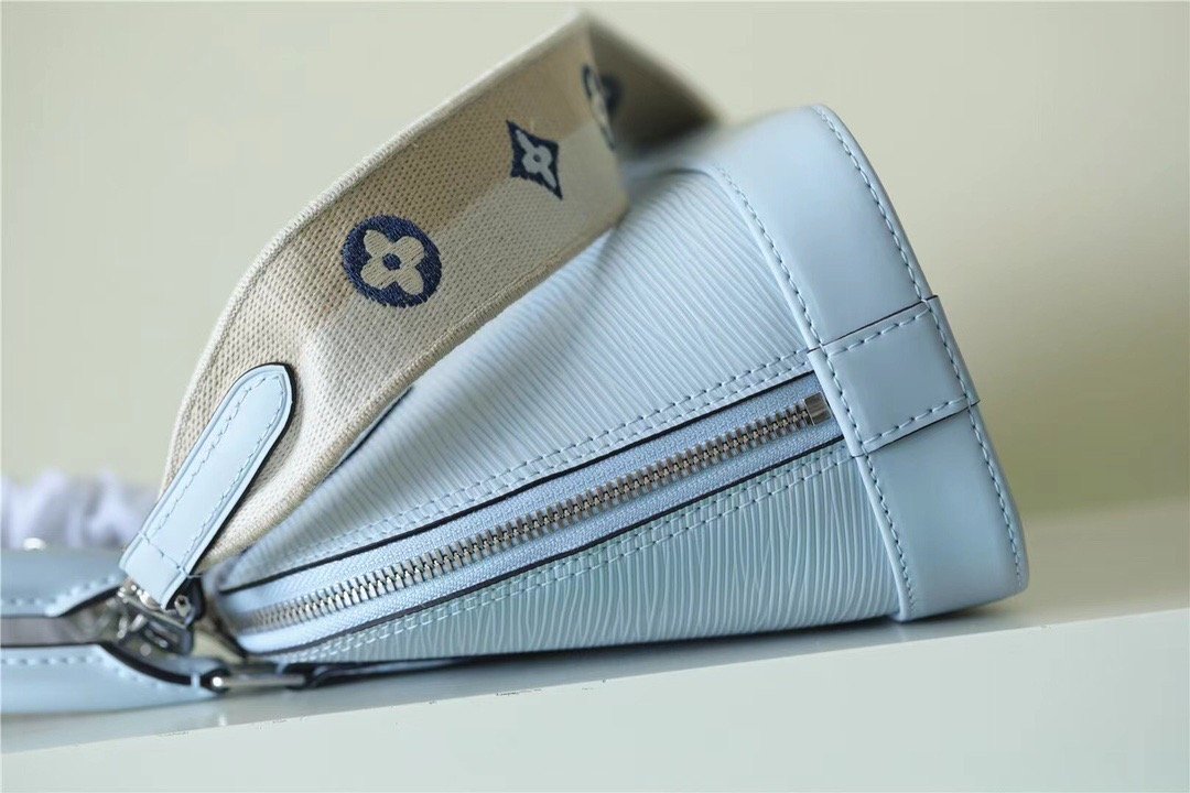 Louis Vuitton Alma Epi Light Blue For Women,  Shoulder And Crossbody Bags 23.5cm/9.3in Louis Vuitton