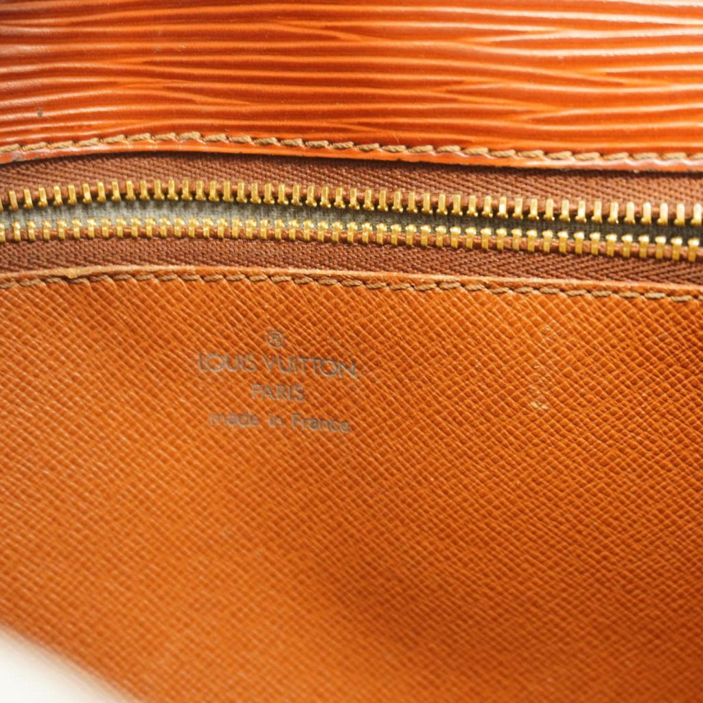 Louis Vuitton Sellier Drangonne  Leather Clutch Bag