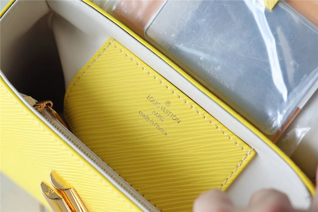 Louis Vuitton Twist PM Epi Yellow For Women,  Shoulder And Crossbody Bags 7.5in/19cm Louis Vuitton