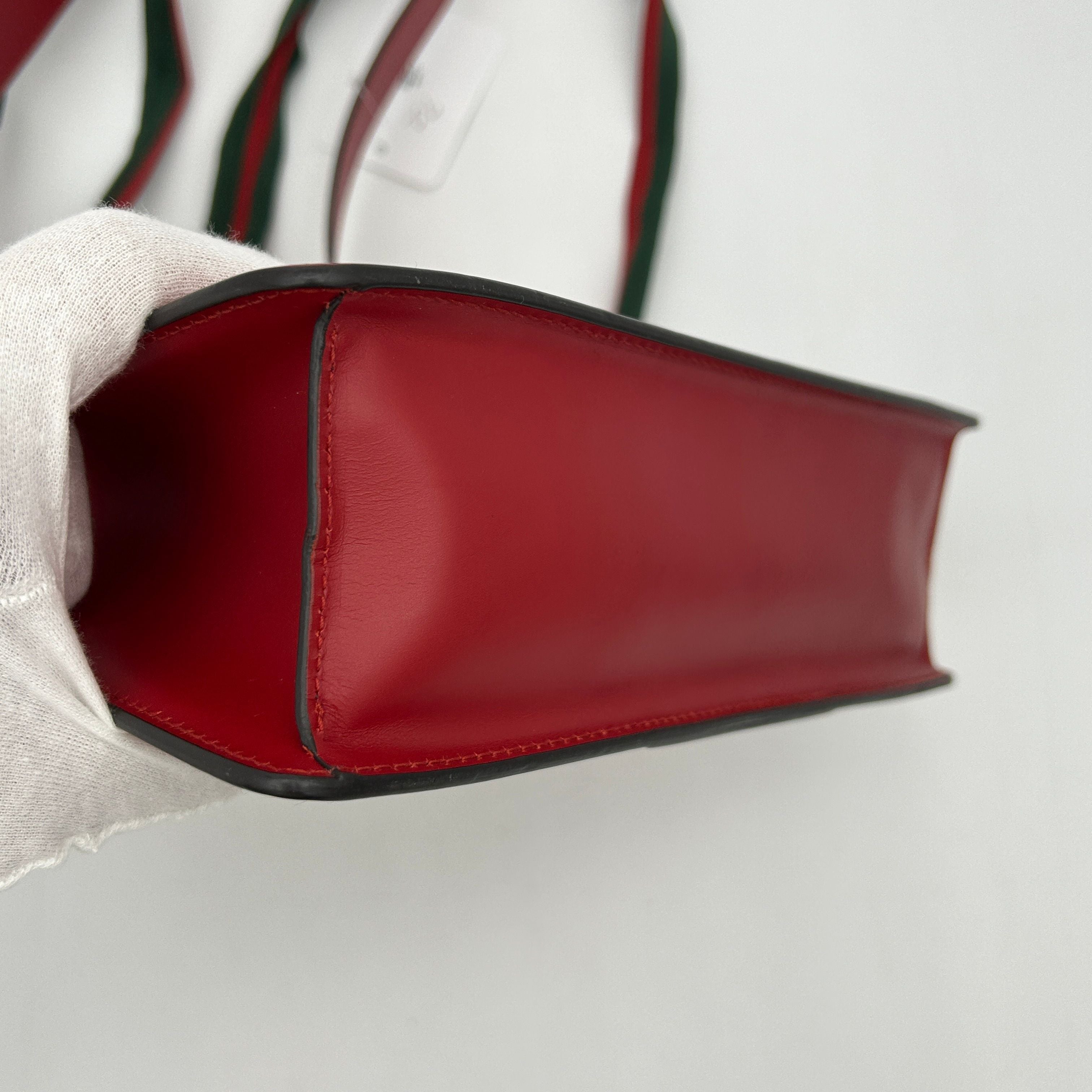 GUCCI Calfskin Small SyLouis Vuittonie Shoulder Bag gu9956tu