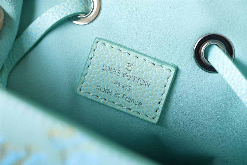 Louis Vuitton NeoNoe Monogram Empreinte Mint For Women,  Shoulder And Crossbody Bags 7.9in/20cm Louis Vuitton