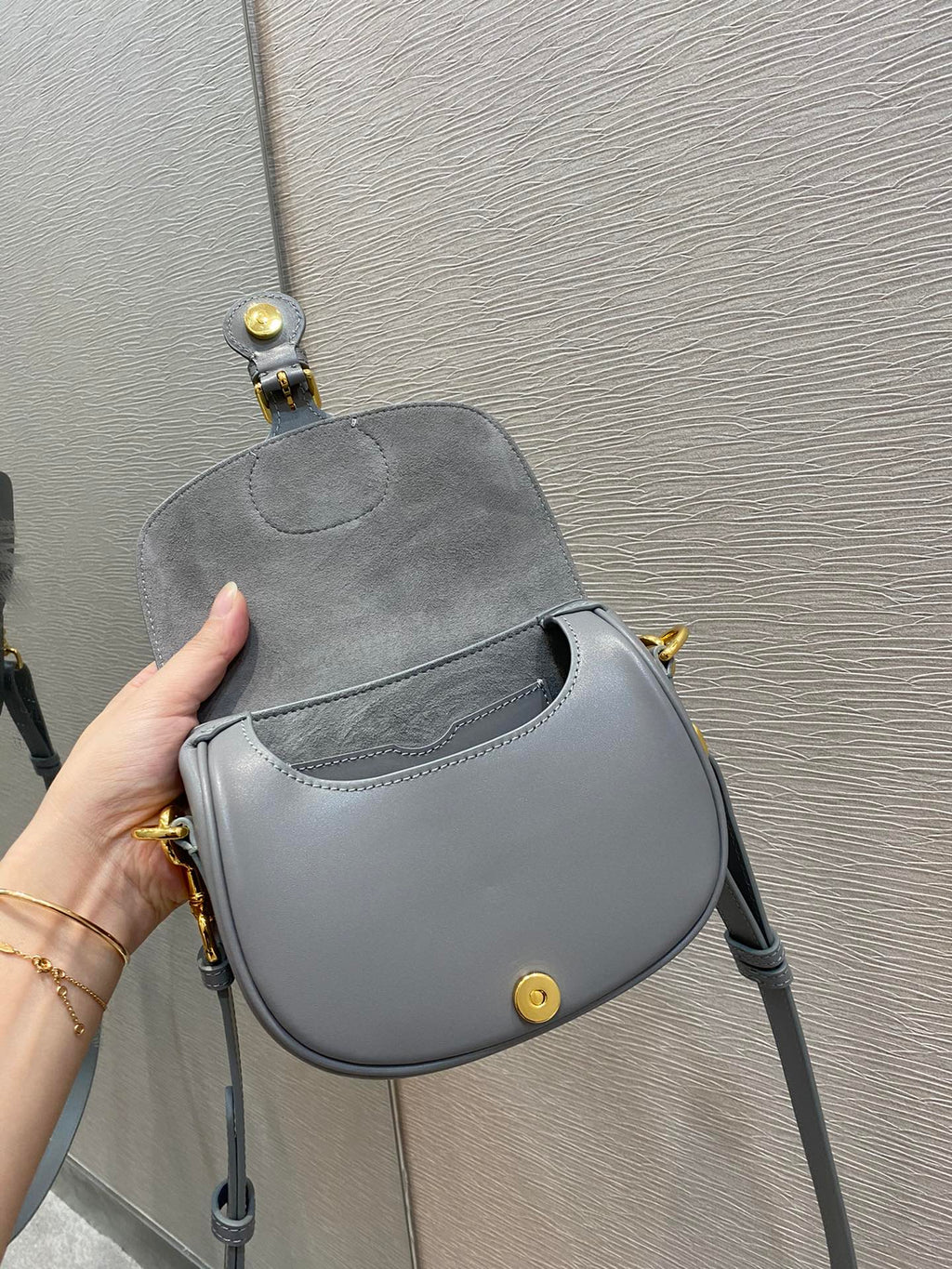 Dior Mini Bobby Bag, Grey, For Women Women’s Handbags, Shoulder Bags, Crossbody Bags, 18cm CD M9317UMOL_M41G